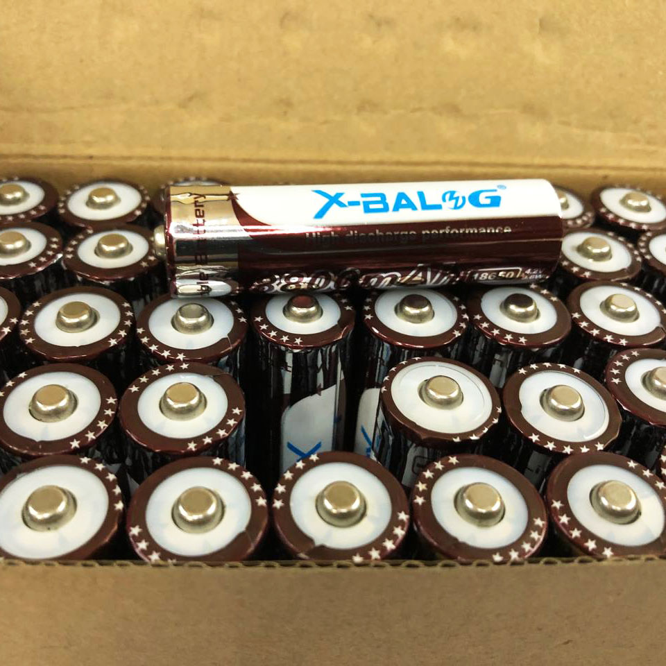 Литиевый аккумулятор 18650 X-Balog 8800mAh 4.2V Li-ion литиевая аккумуляторная батарейка для фонариков