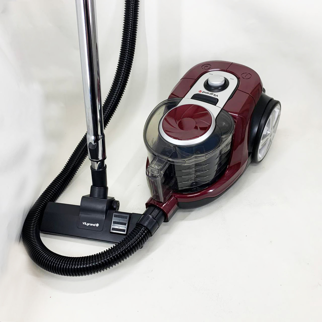 Пылесос без мешка ViLgrand VVC2247DC