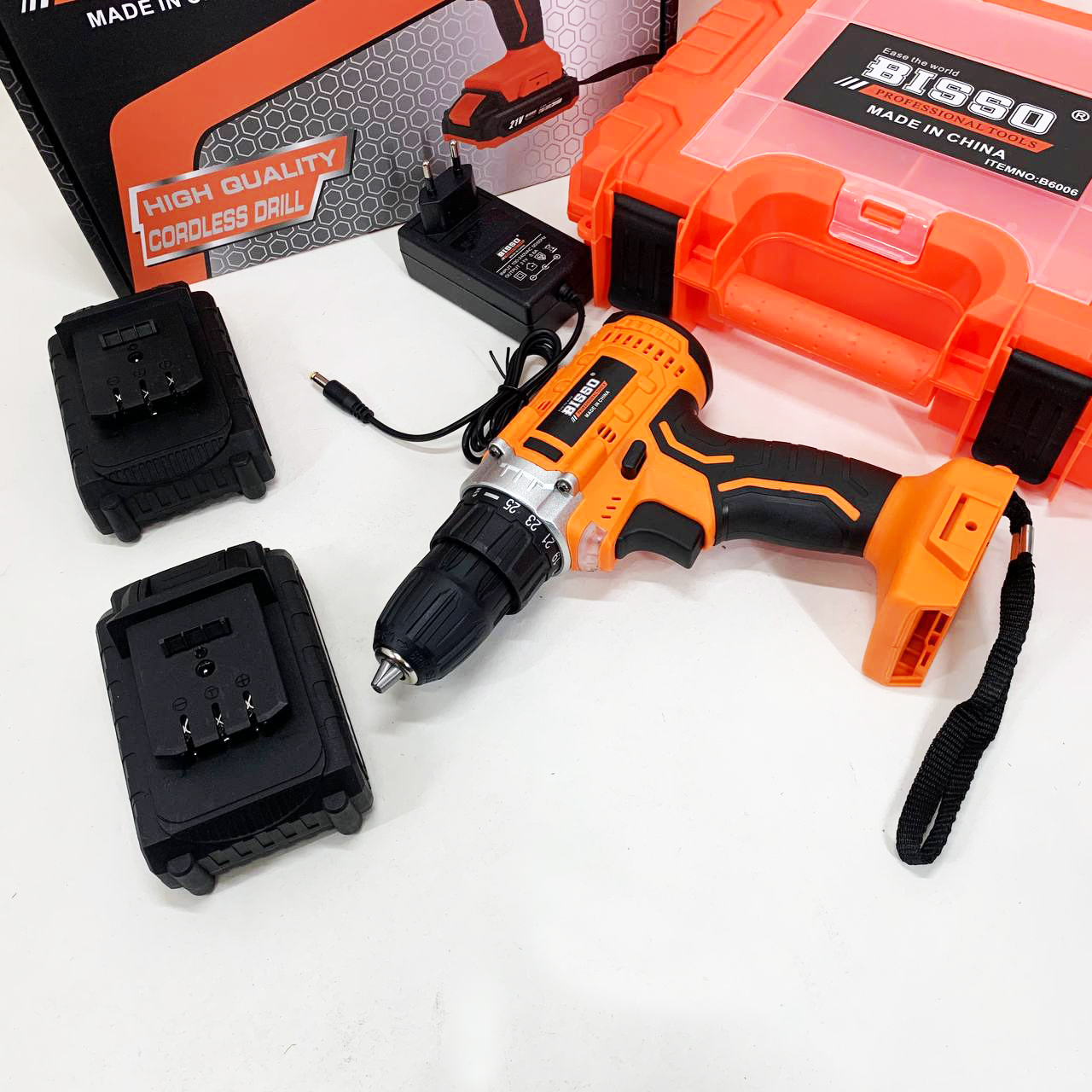 Шуруповерт аккумуляторный в чемодане BISSO B6008 21V