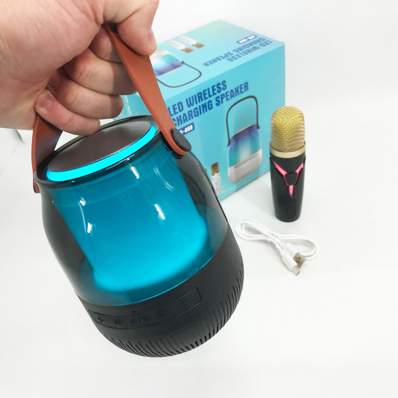 Портативная колонка XM-A68 с RGB подсветкой и микрофоном, Bluetooth микрофон для караоке