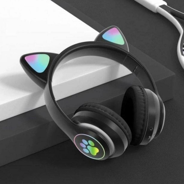 Беспроводные наушники с кошачьими ушками и RGB подсветкой Cat VZV 23M. Цвет: черный