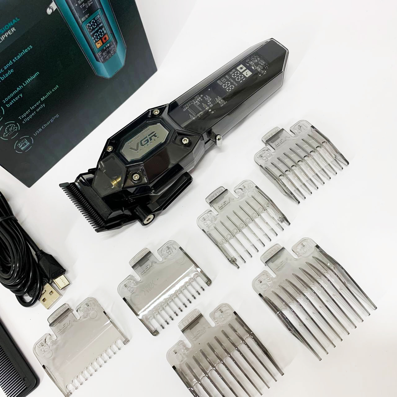 Аккумуляторная машинка для стрижки VGR V-600. Цвет: черный