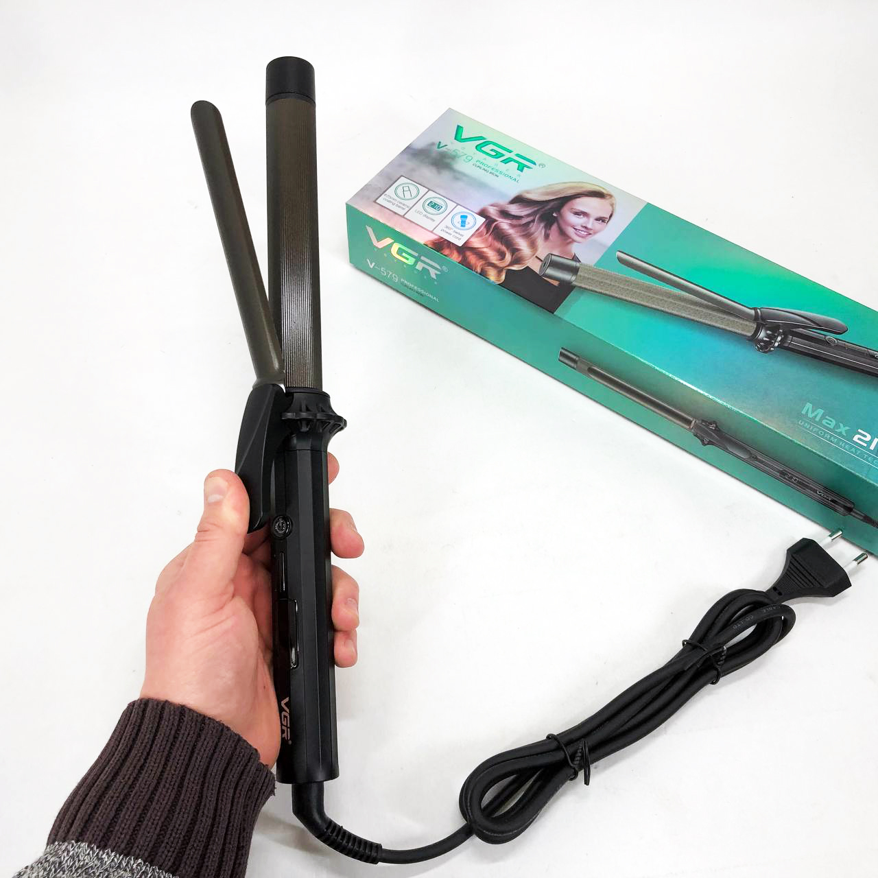 Плойка VGR V-579, температура от 130 до 210 °C, керамика