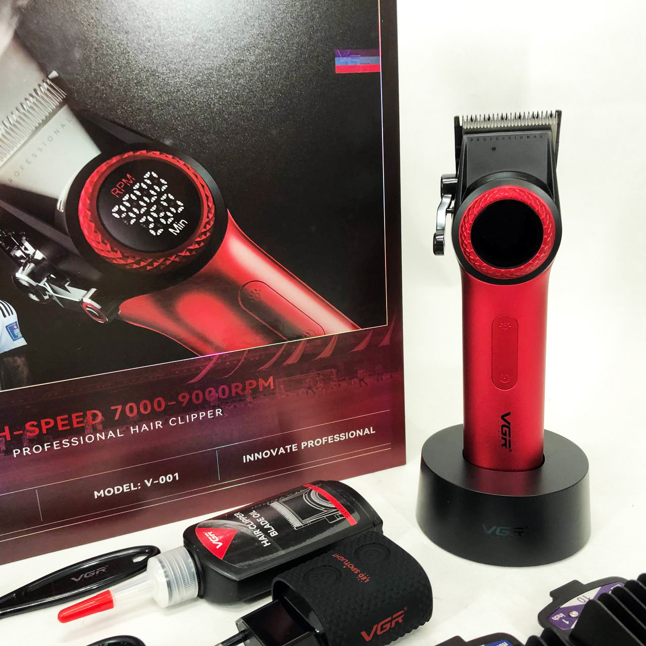 Профессиональная машинка для стрижки волос VGR V-001 RED с дисплеем 9000 об и 10 насадками (1,5-24 мм)