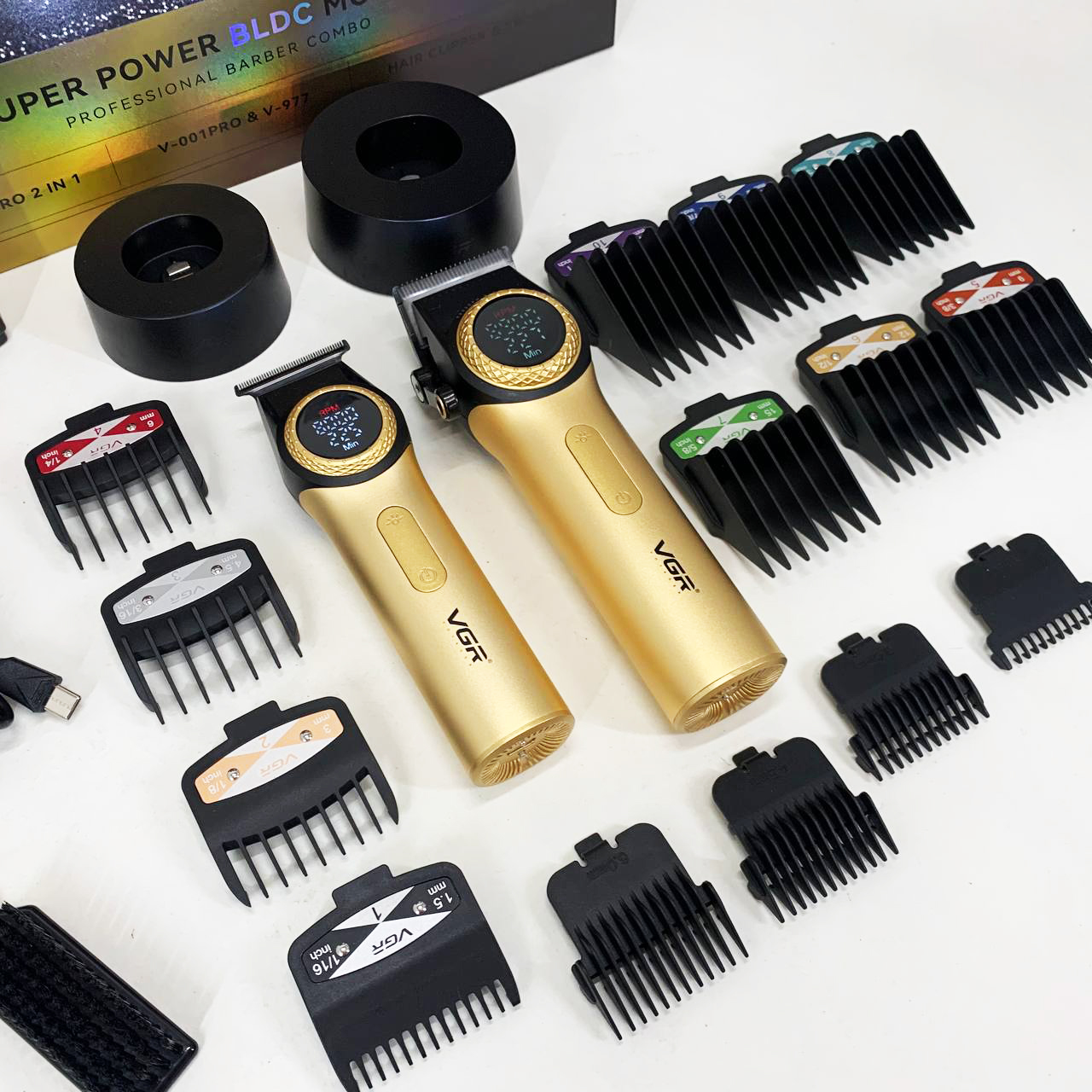 Набор VGR 2 в 1 V-001 V-977 GOLD, аккумуляторная машинка для стрижки и триммер. Цвет: золотой