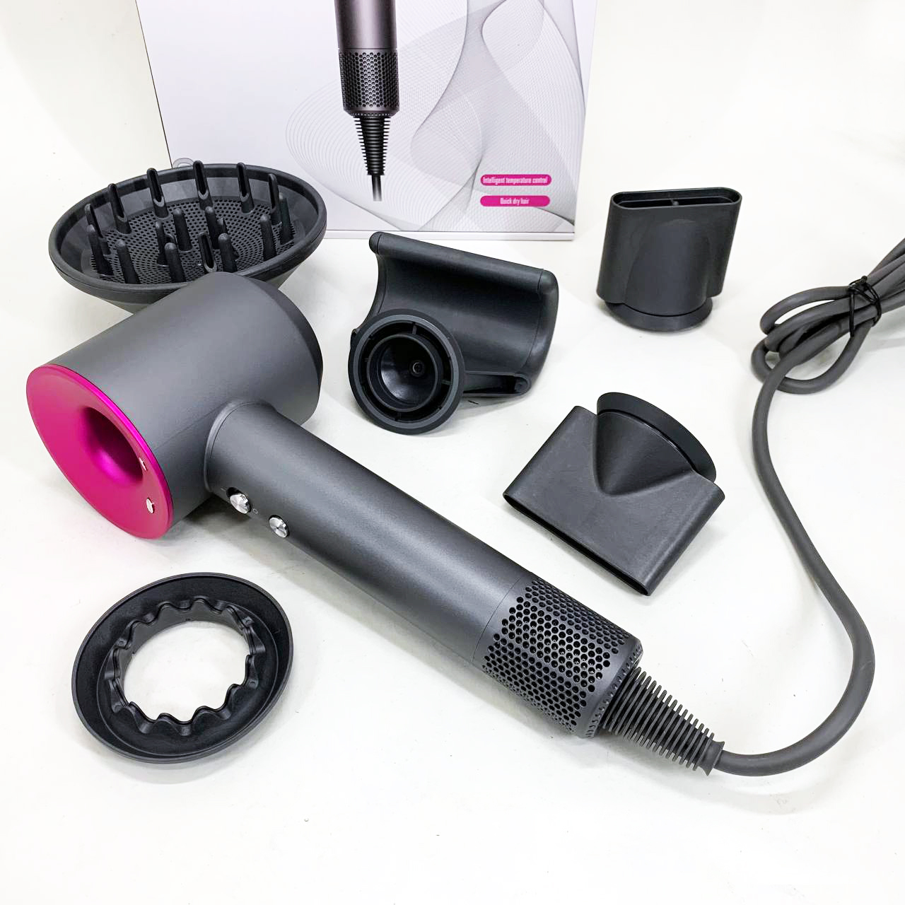 Фен Super Hair Dryer с 5 насадками для быстрой сушки и укладки волос.
