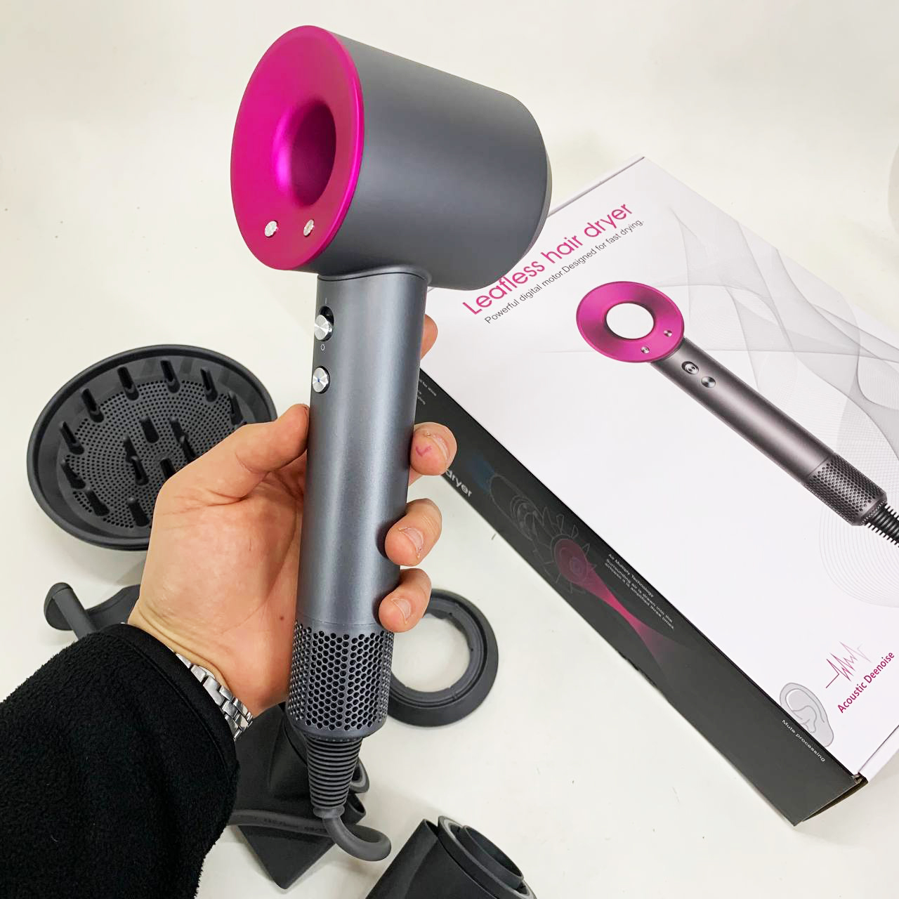 Фен Super Hair Dryer с 5 насадками для быстрой сушки и укладки волос.