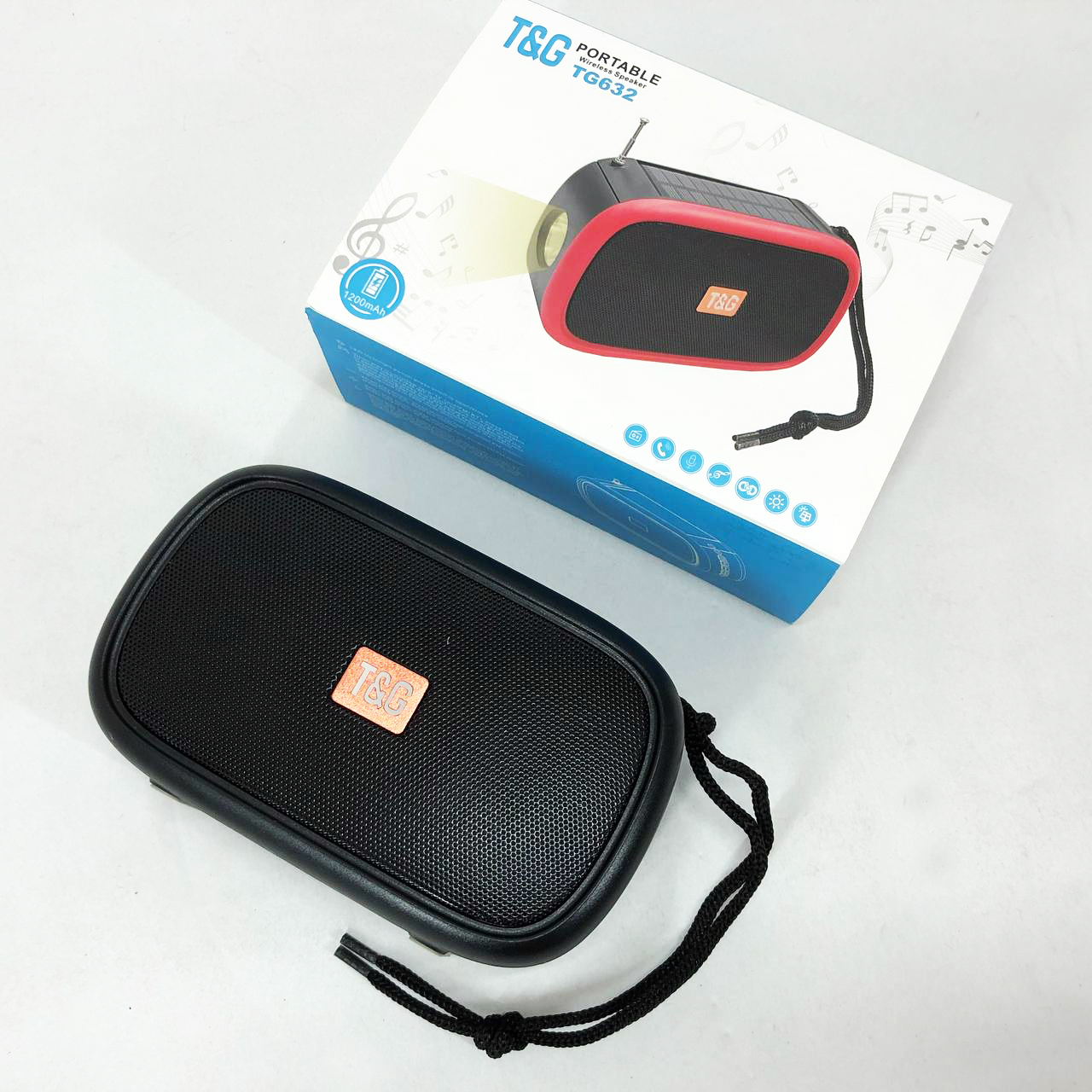 Bluetooth-колонка TG632 c радио, фонарем, солнечной батареей и громкоговорителем. Цвет: черный