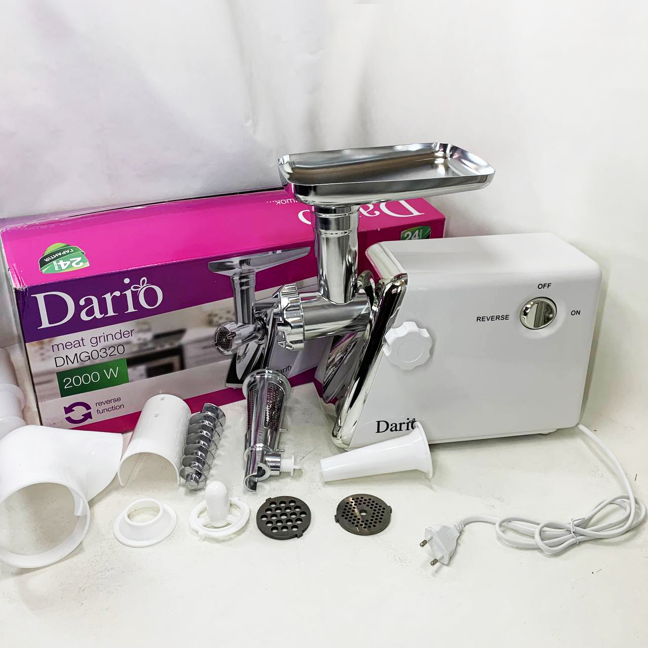 Мясорубка электрическая 2000 Вт Dario DMG0320. Цвет: белый