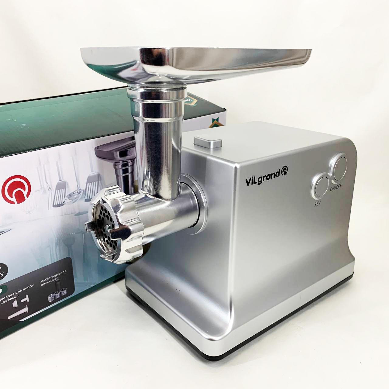 Мясорубка VILgrand V221-PMG. Цвет: серебряный