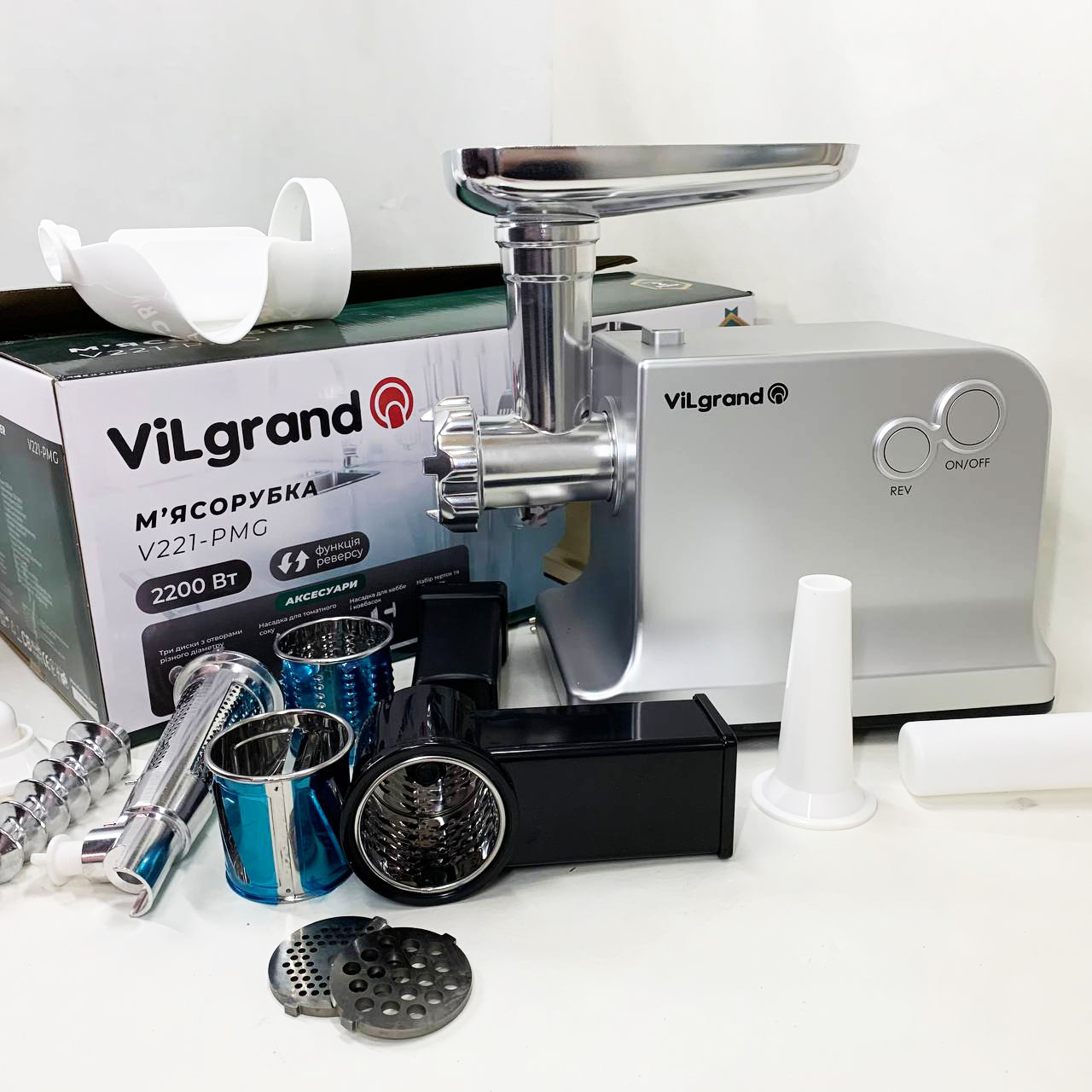 Мясорубка VILgrand V221-PMG. Цвет: серебряный