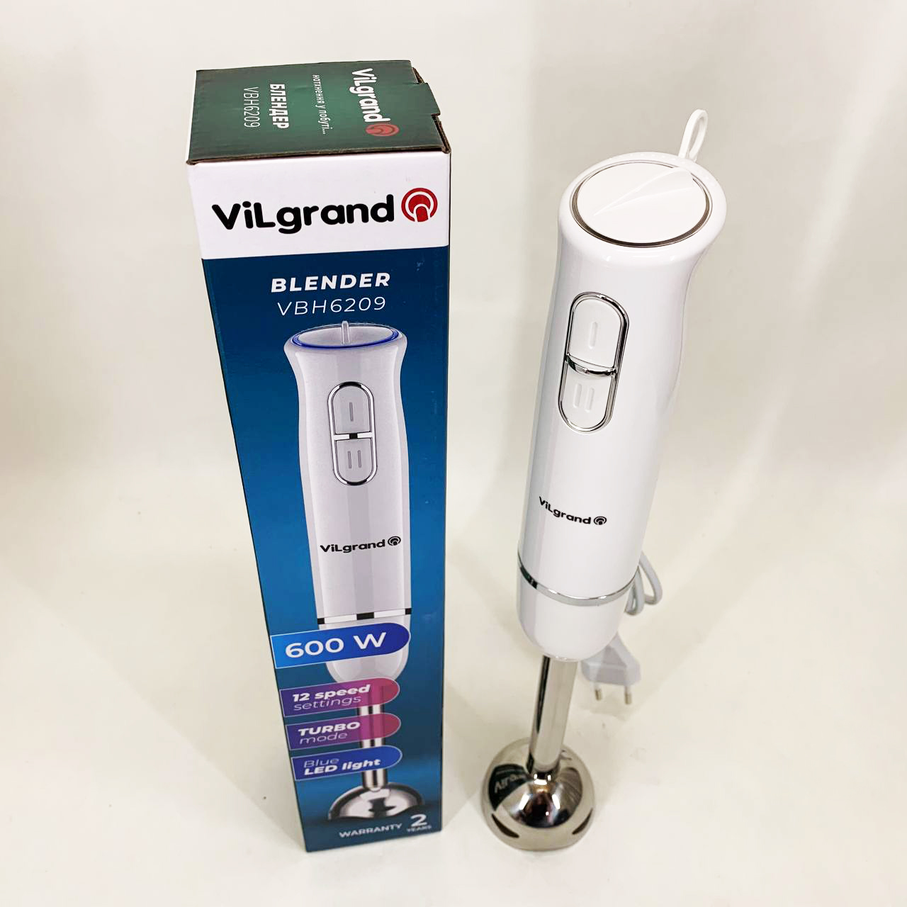 Блендер ViLgrand VBH6209. Цвет: белый