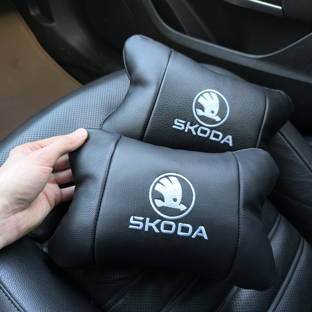 Автомобильные подушки 2 шт на подголовник Skoda / Вред, из натуральной кожи, стильный аксессуар для вашего авто