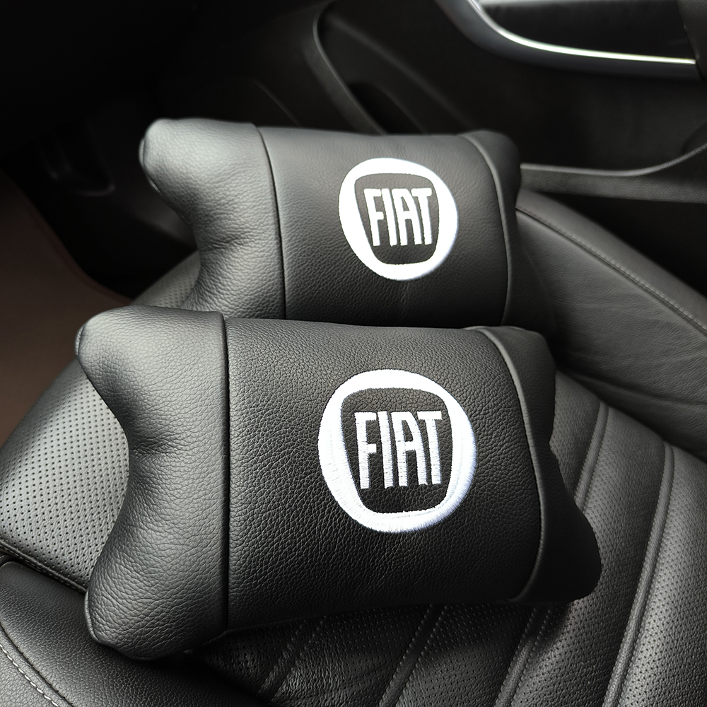 Набор подушек Fiat из натуральной кожи + вышивка логотипа и кожаный брелок в подарок