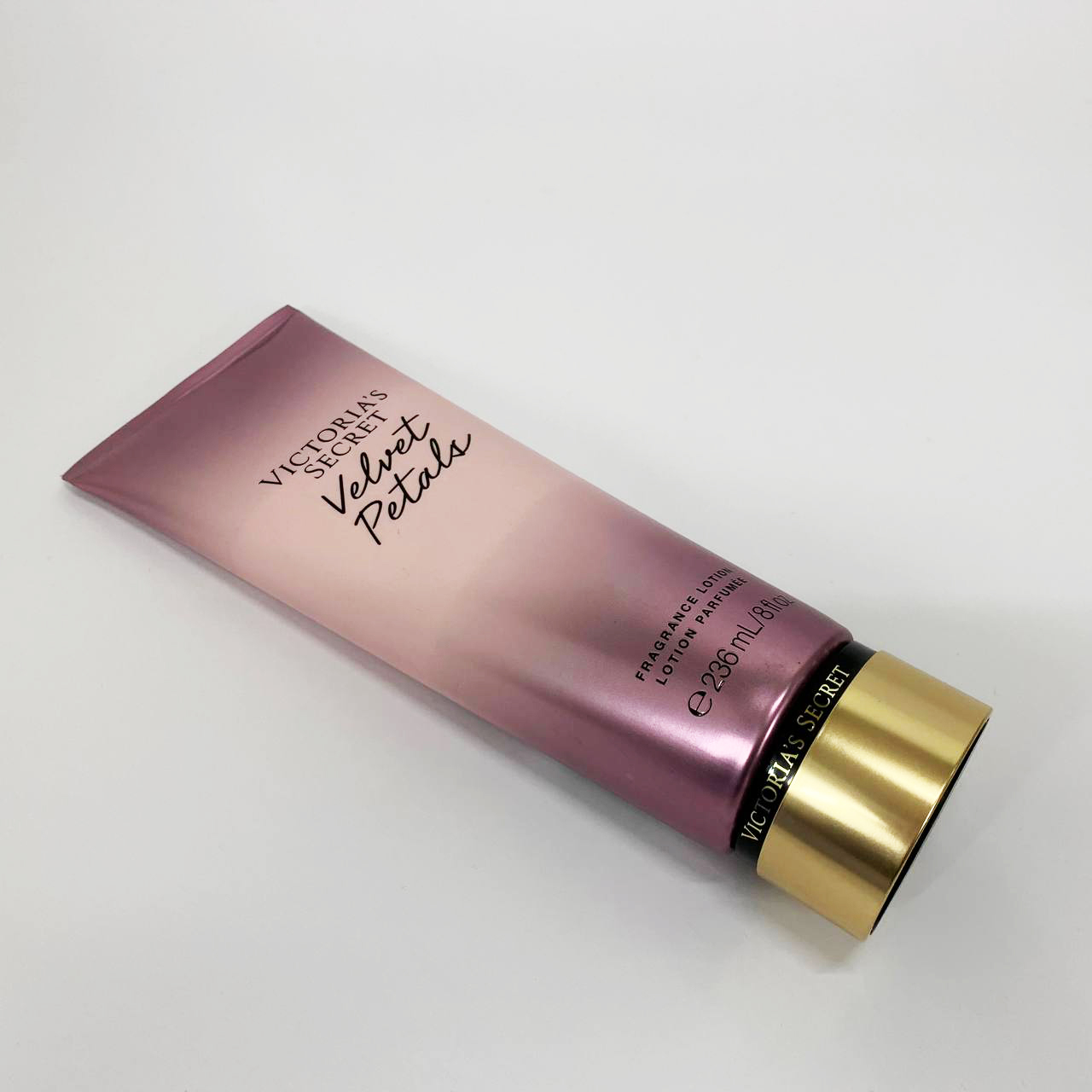 Лосьон для тела Victoria's Secret Velvet Petals 236 мл Original
