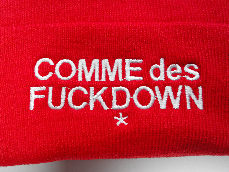 Шапка Comme des Fuckdown красная