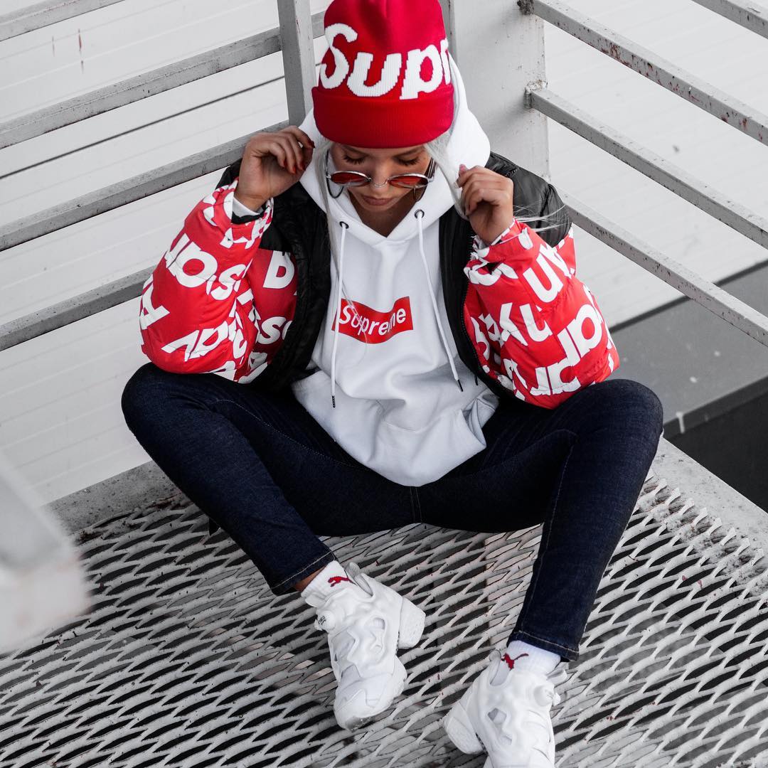 Supreme Шапка красная
