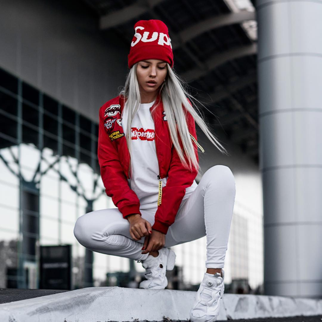Supreme Шапка красная