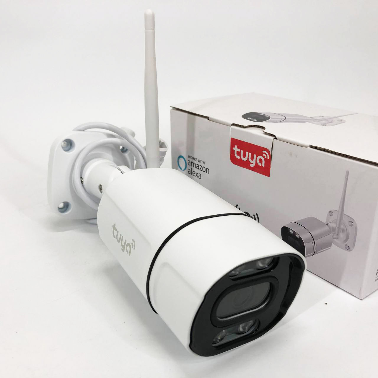 Камера видеонаблюдения Camera C16 TUYA APP WIFI IP 3.0 mp уличная с дистанционным просмотром