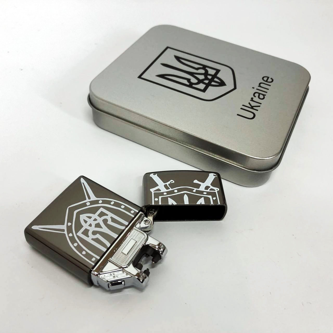 Дуговая электроимпульсная USB зажигалка Украина металлическая коробка HL-446. Цвет: черный