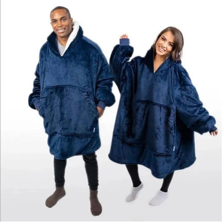 Плед толстовка с капюшоном и рукавами Huggle Hoodie оверсайз. Цвет: синий