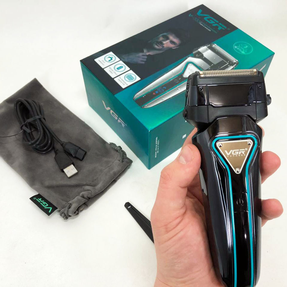 Электробритва портативная VGR V-333 шейвер для бритья бороды и усов с аккумулятором. Цвет: черный