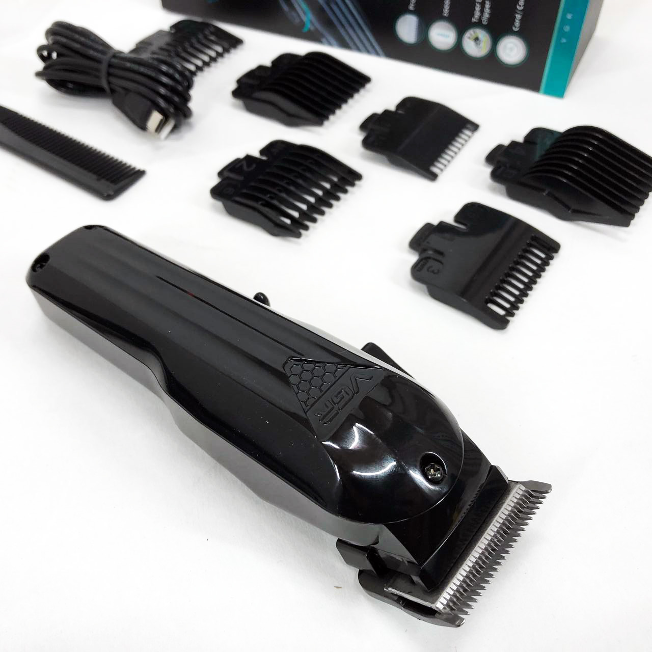 Машинка для стрижки волос VGR V-282 аккумуляторная подстригательная профессиональная LED, 6 насадок