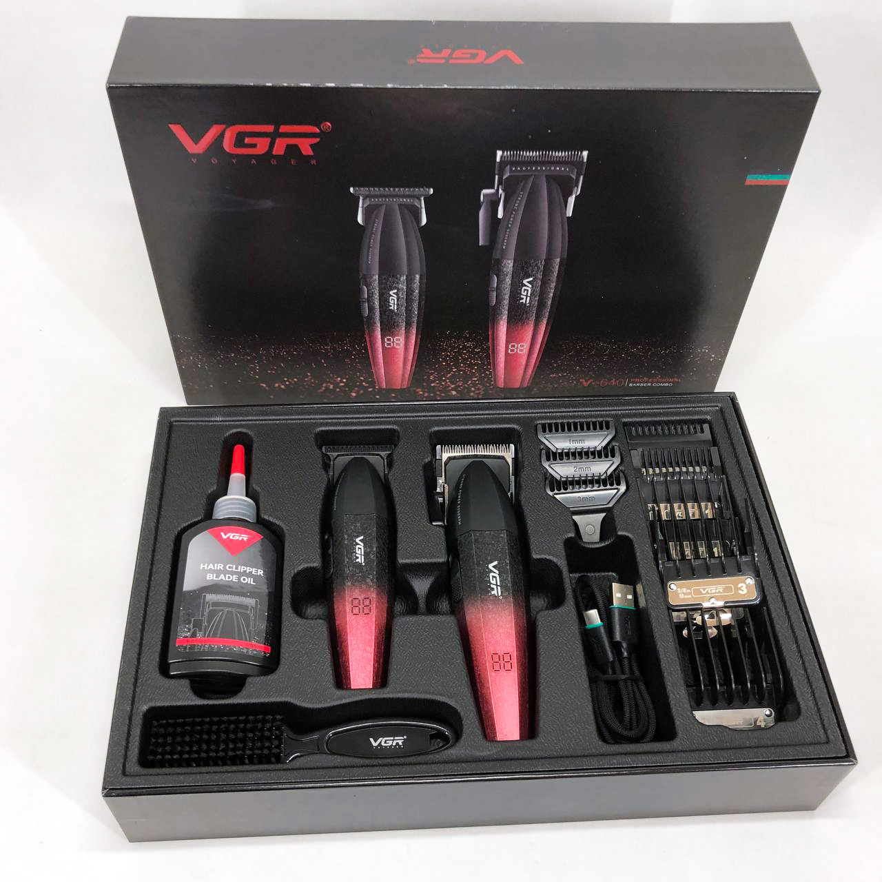 Профессиональный набор для стрижки волос VGR V-640 аккумуляторный Barber Combo PREMIUM. Цвет: красный
