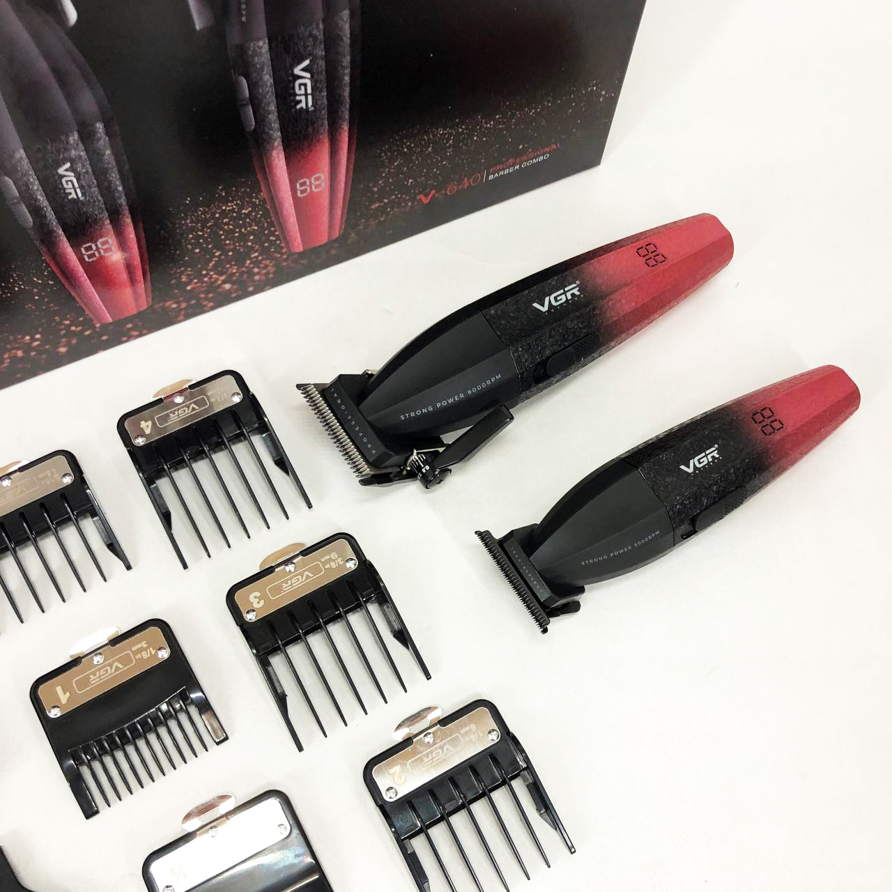 Профессиональный набор для стрижки волос VGR V-640 аккумуляторный Barber Combo PREMIUM. Цвет: красный