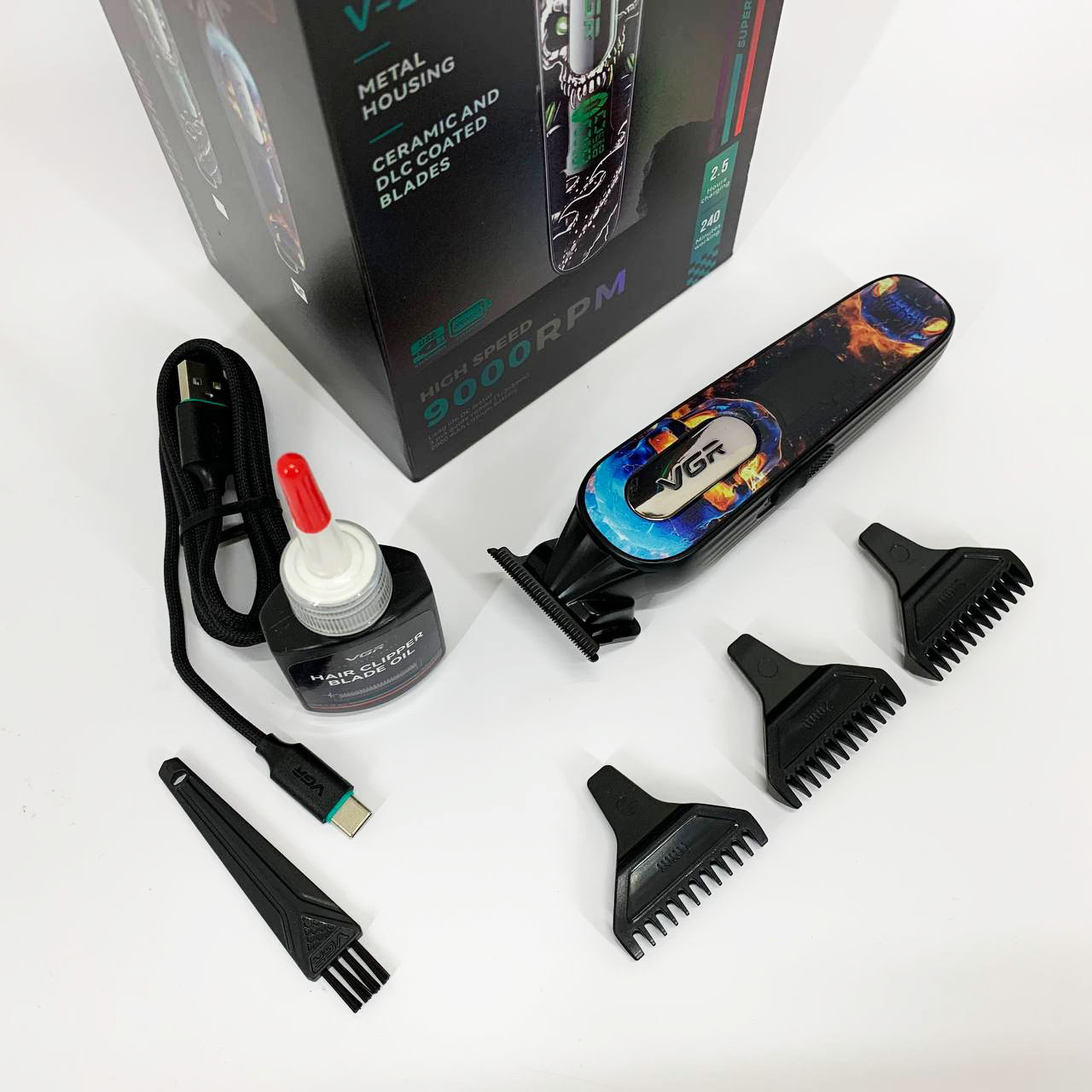 Триммер аккумуляторный для стрижки VGR V-260 RED, 3 насадки, LED дисплей