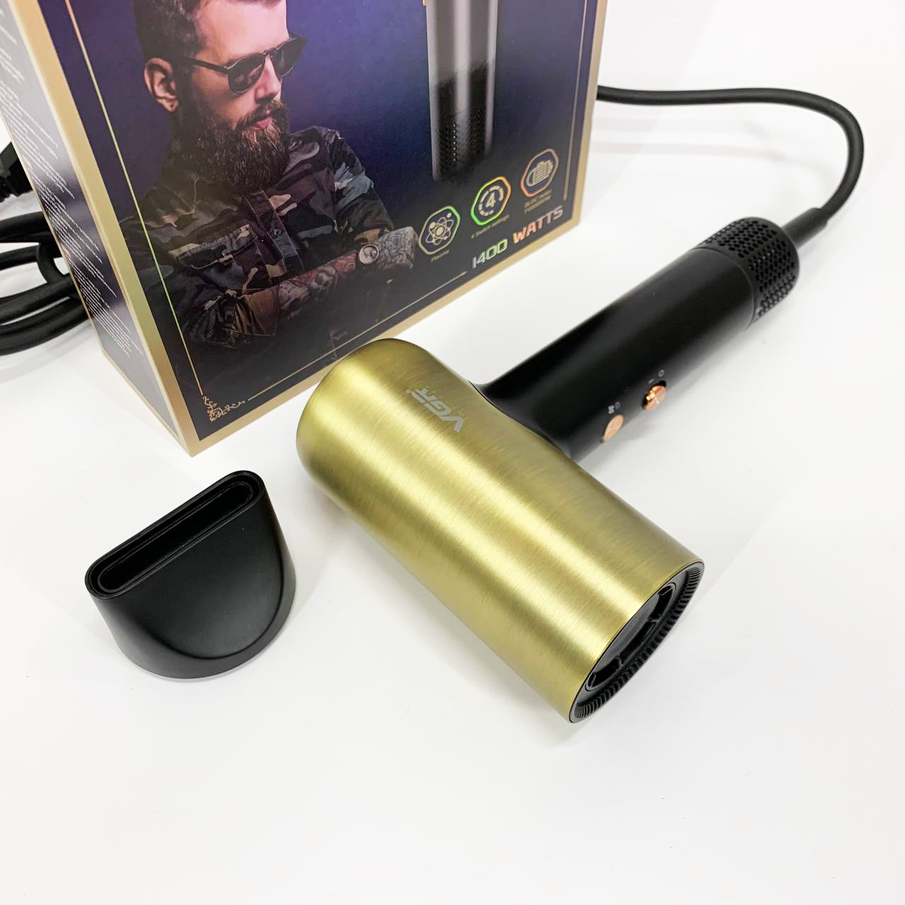 Фен профессиональный VGR V-441 с 3 уровнями обдува и 4 уровнями температуры