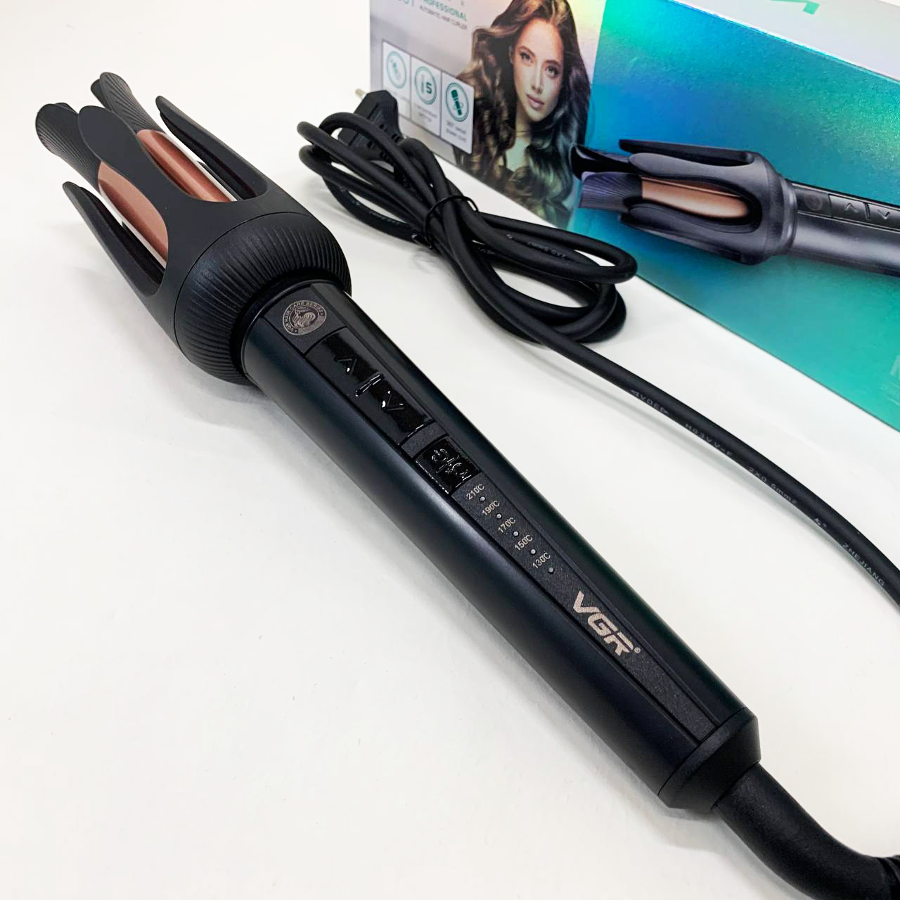 Плойка VGR V-581, температура от 130°C до 210°C, керамическое покрытие, LED дисплей, 45 Вт