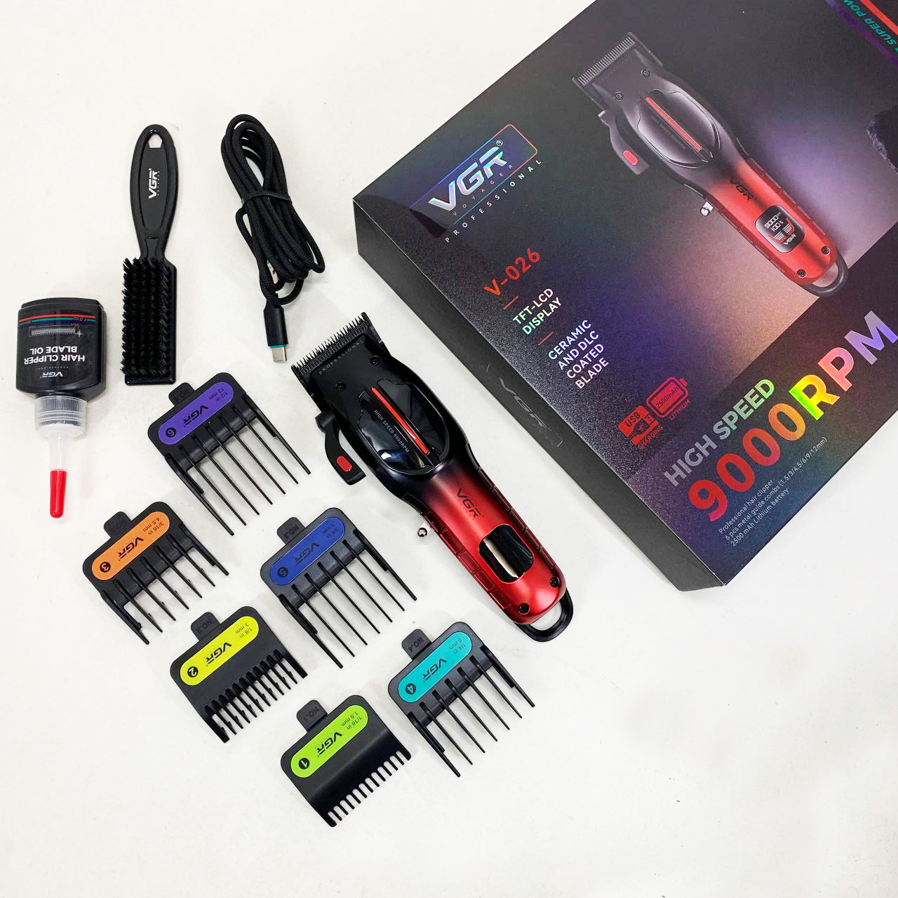 Аккумуляторная машинка для стрижки VGR V-026 RED. Цвет: красный