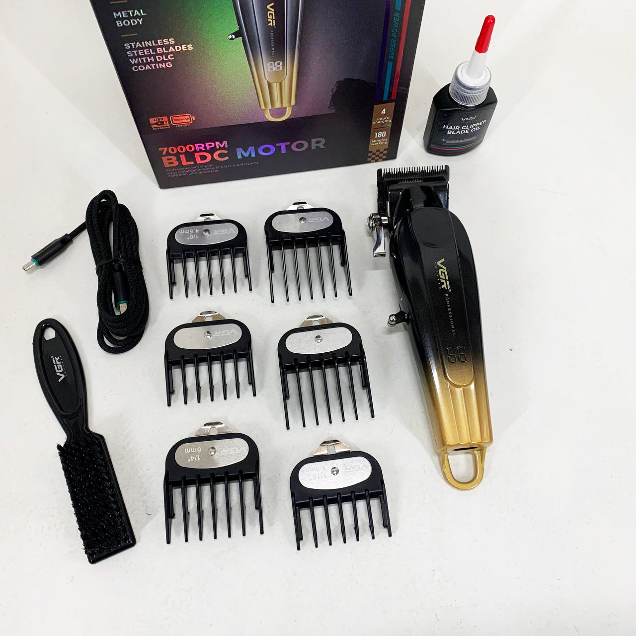 Аккумуляторная машинка для стрижки VGR V-662. Цвет: золотой