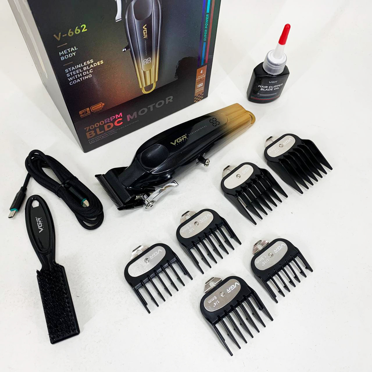 Аккумуляторная машинка для стрижки VGR V-662. Цвет: золотой