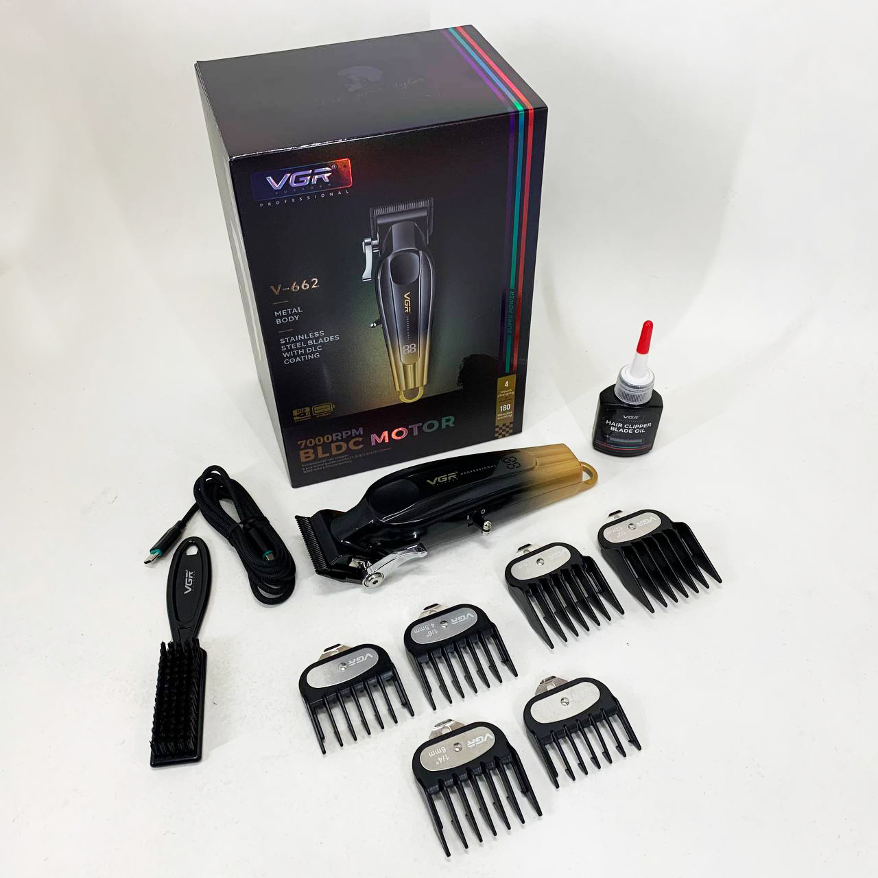 Аккумуляторная машинка для стрижки VGR V-662. Цвет: золотой