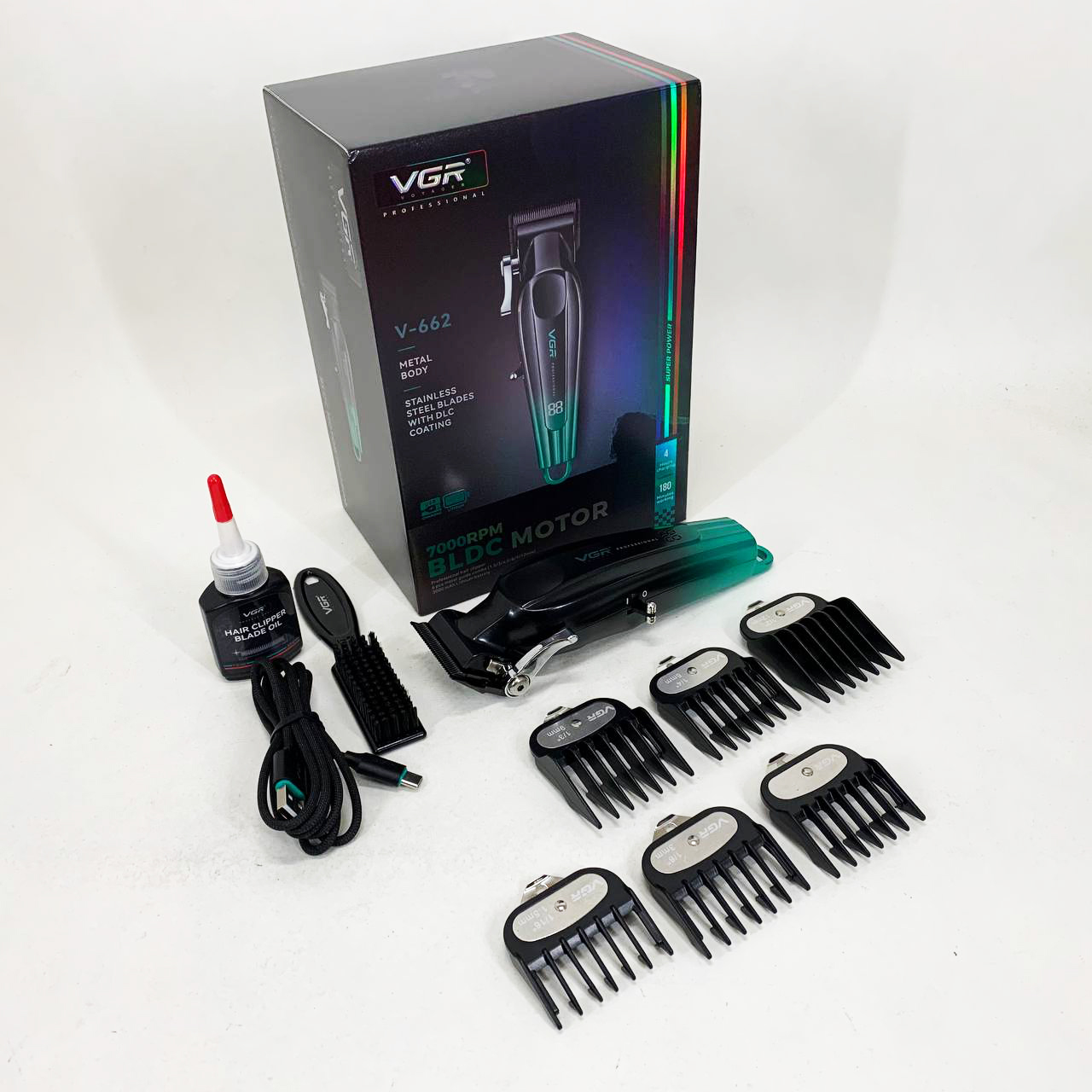 Аккумуляторная машинка для стрижки VGR V-662. Цвет: зеленый