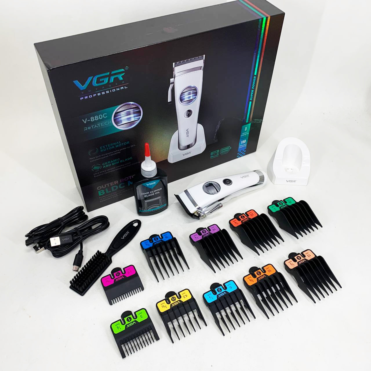 Аккумуляторная машинка для стрижки VGR V-880C. Цвет: белый