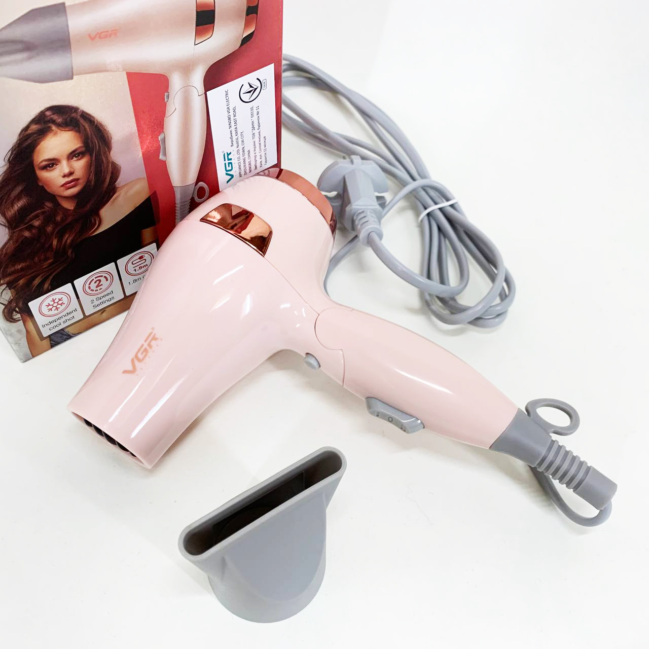 Фен для волос дорожный VGR V-432 PINK, с концентратором 1000 Вт, ионизация и 2 режима. Цвет: розовый