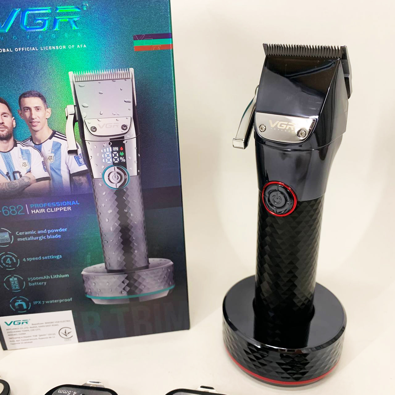 Профессиональная беспроводная машинка для стрижки VGR V-682 RED триммер для волос