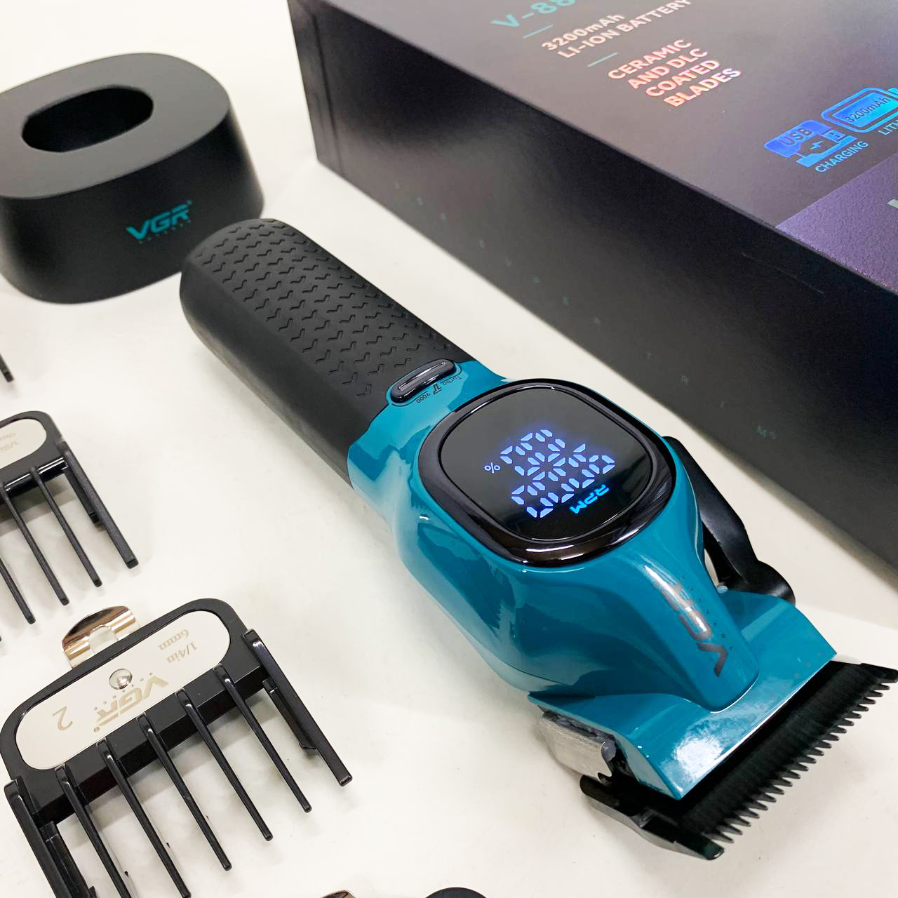 Машинка для стрижки аккумуляторная VGR V-886C BLUE
