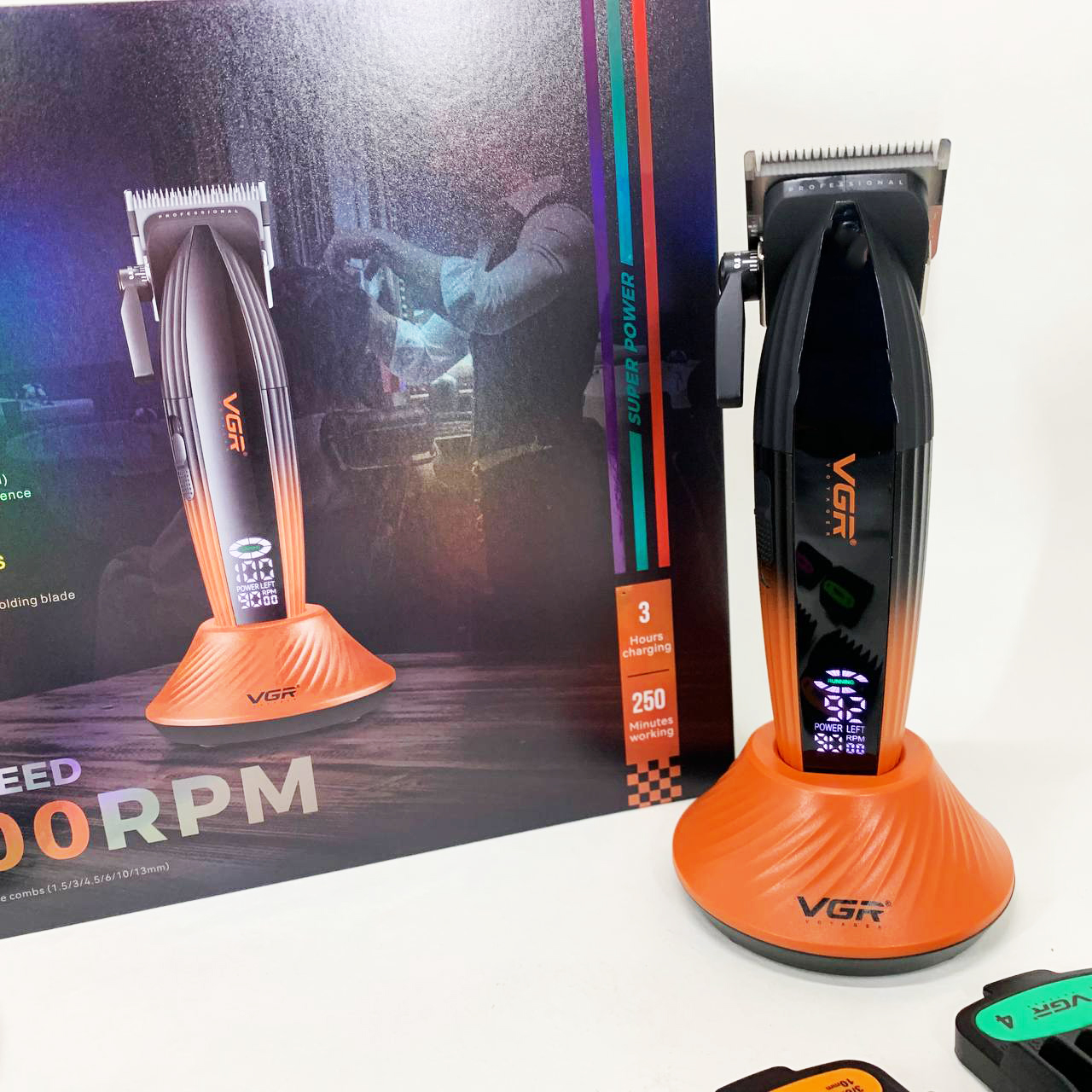 Машинка для стрижки волос VGR V-889C керамические лезвия 9000RPM