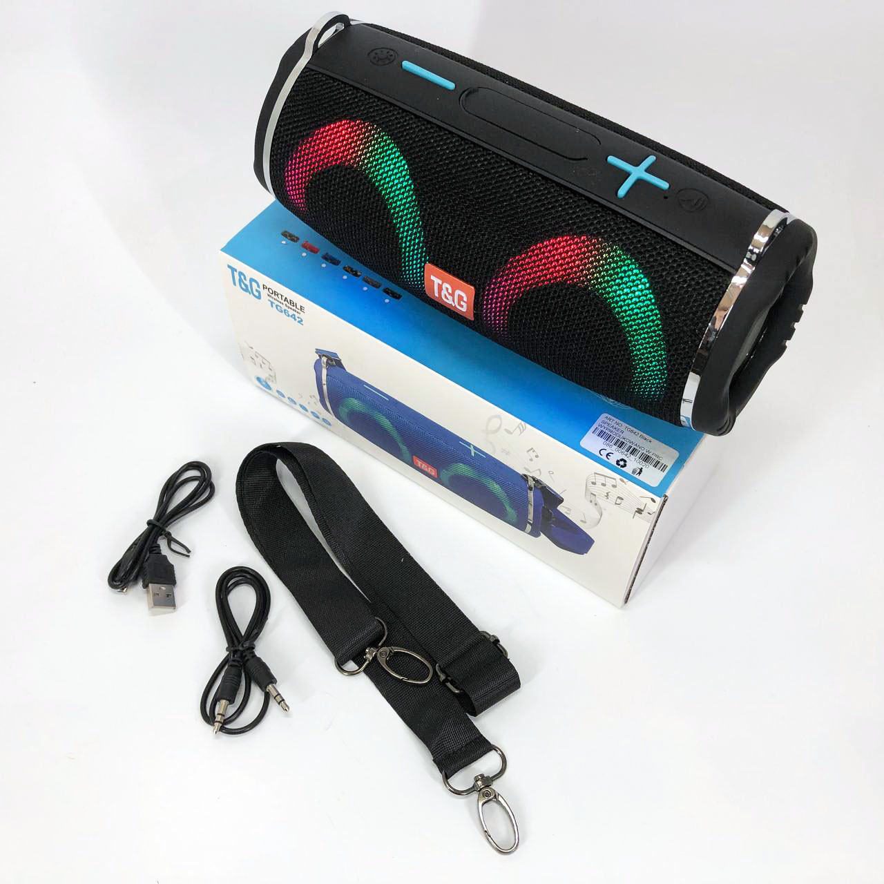 Портативная колонка TG642 с RGB подсветкой и ремешком, аккумуляторная колонка для музыки. Цвет: черный