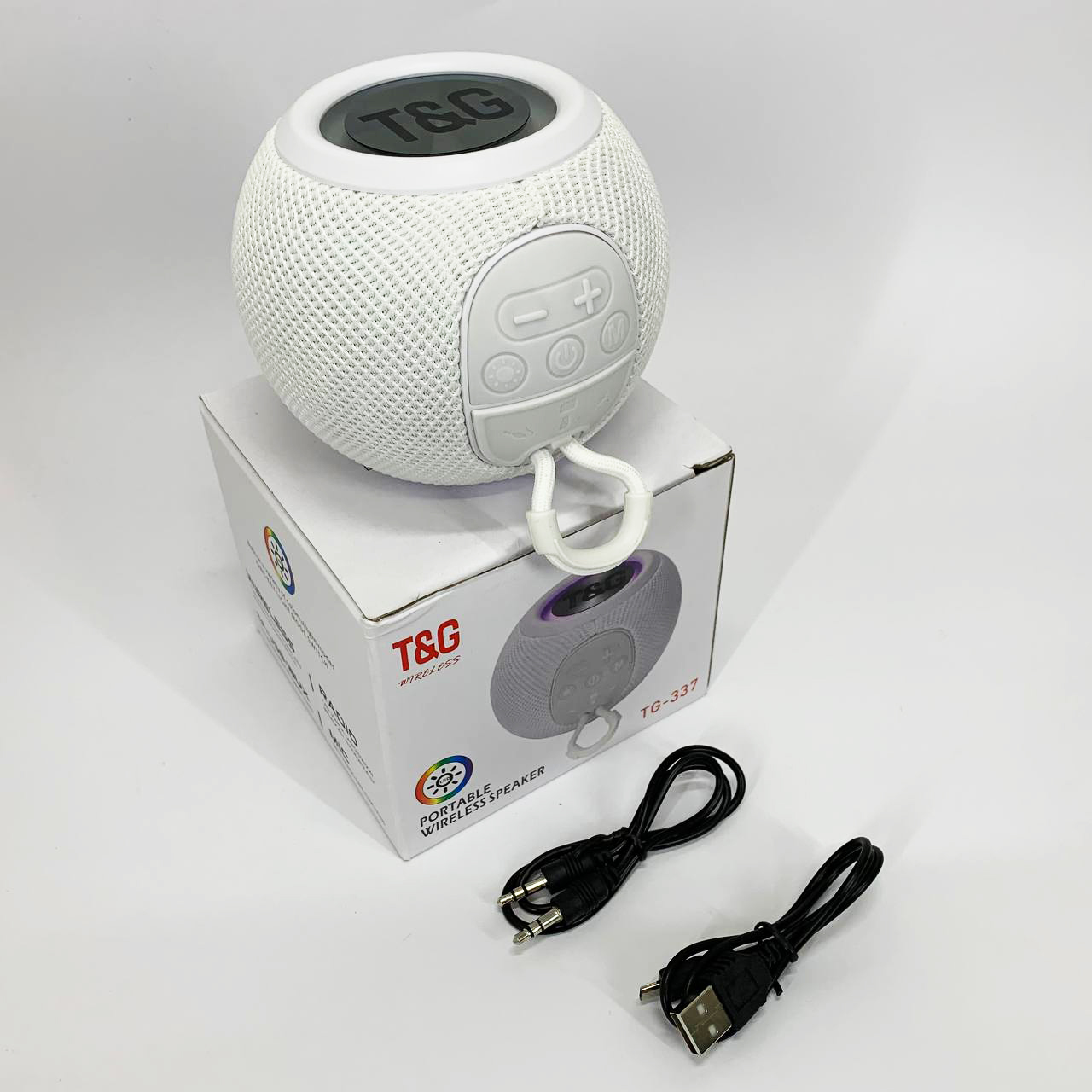 Беспроводная мощная колонка TG337 с Bluetooth, RGB-подсветкой и радио. Цвет: белый