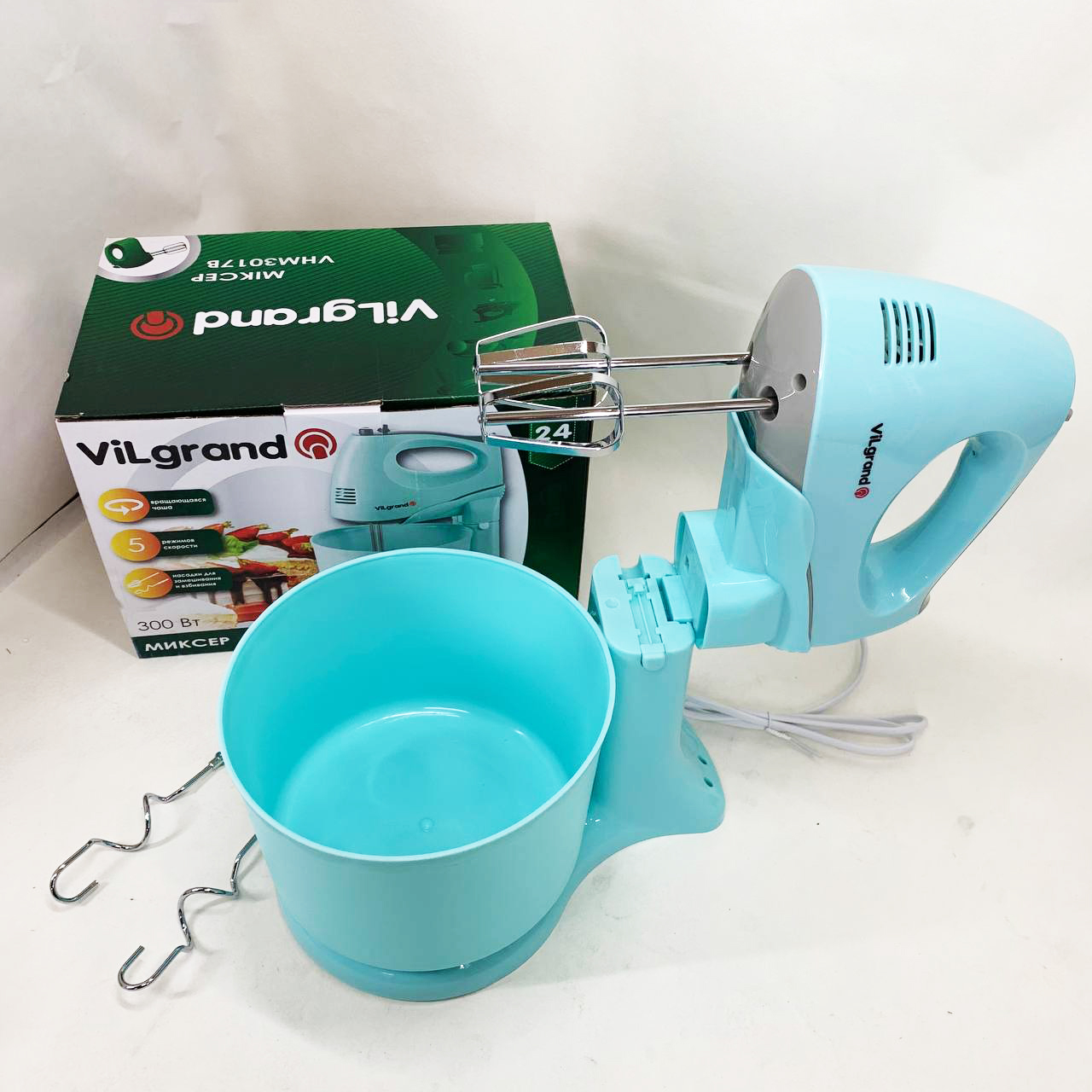 Миксер ViLgrand VHM3017B. Цвет: голубой