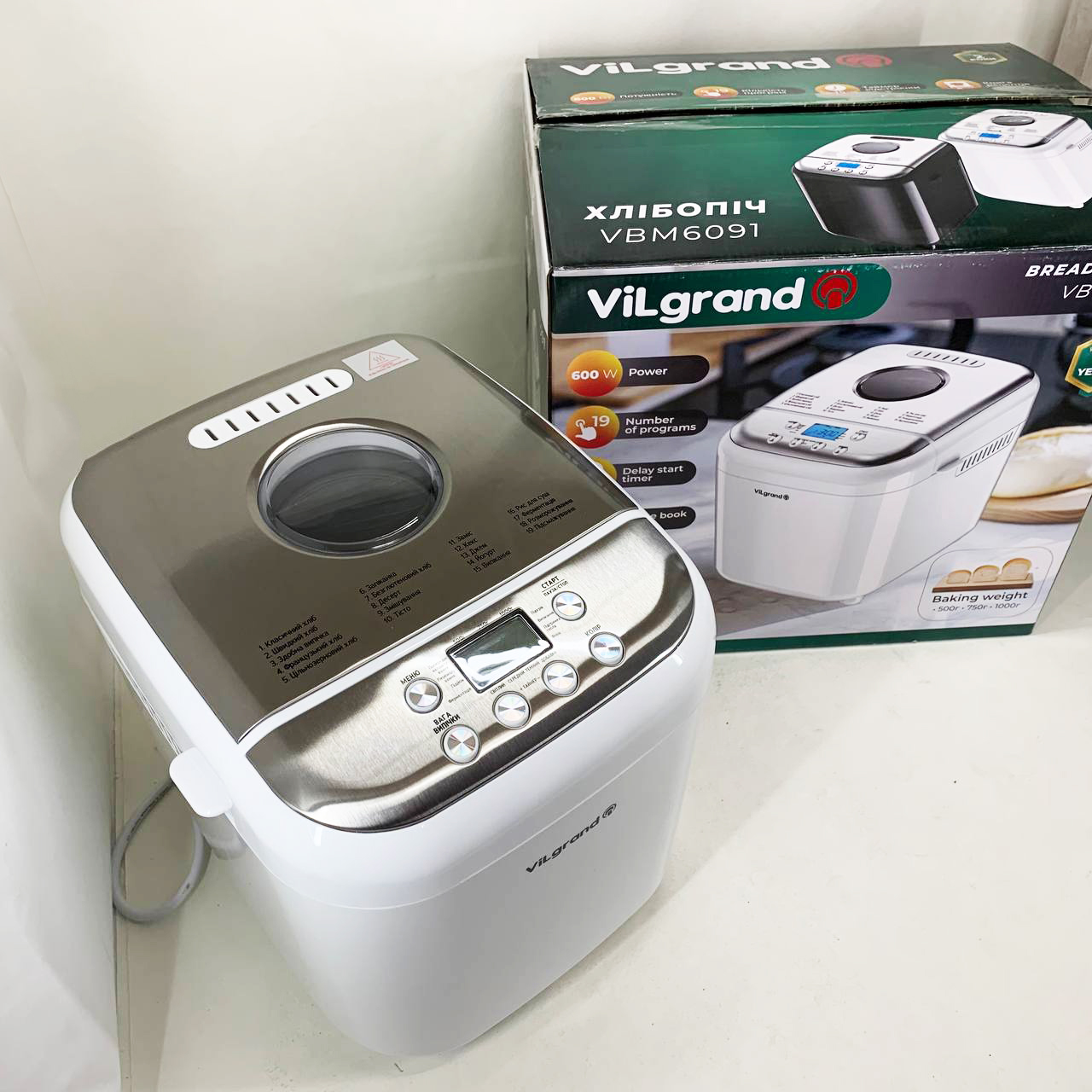 Хлебопечка ViLgrand VBM6091. Цвет: белый