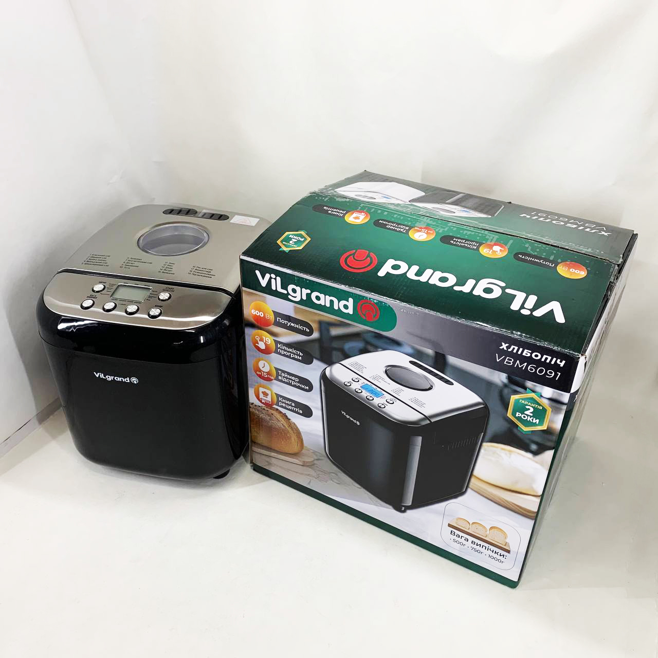 Хлебопечка ViLgrand VBM6091. Цвет: черный
