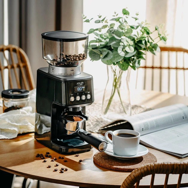 Кофемолка Adler AD 4300, 180 Вт, 31 уровень помола, импульсный режим, контейнер 300 г