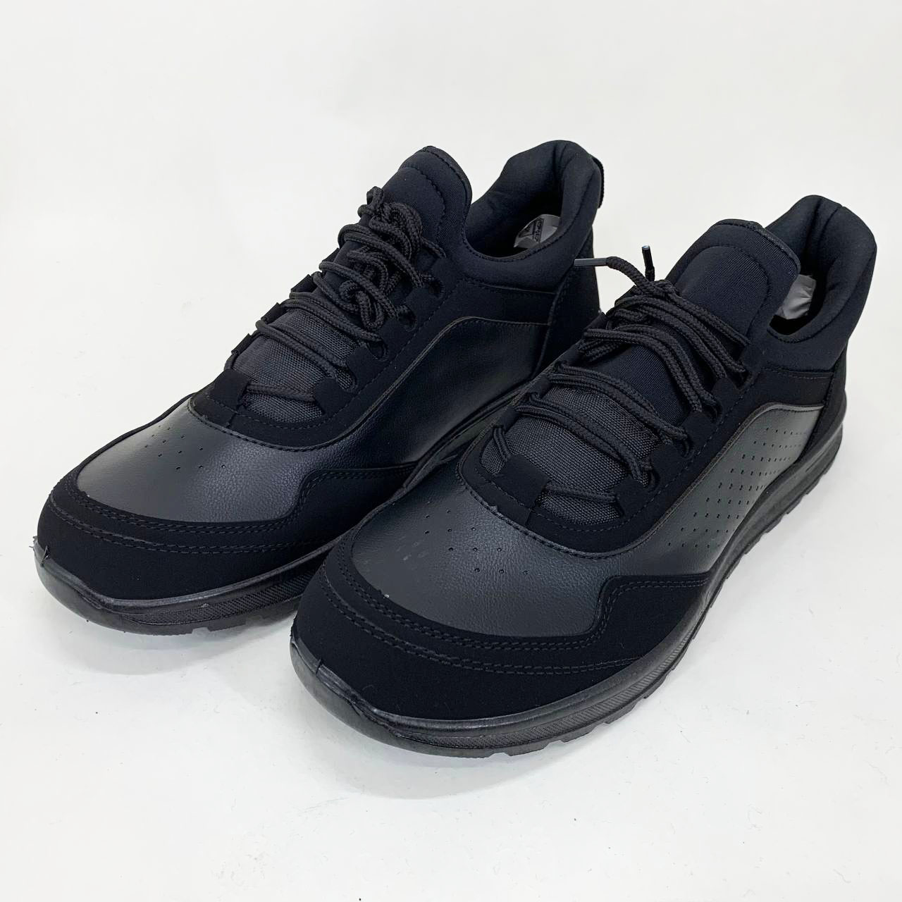 Кроссовки утепленные 44р 28,5см, Кроссовки еврозима