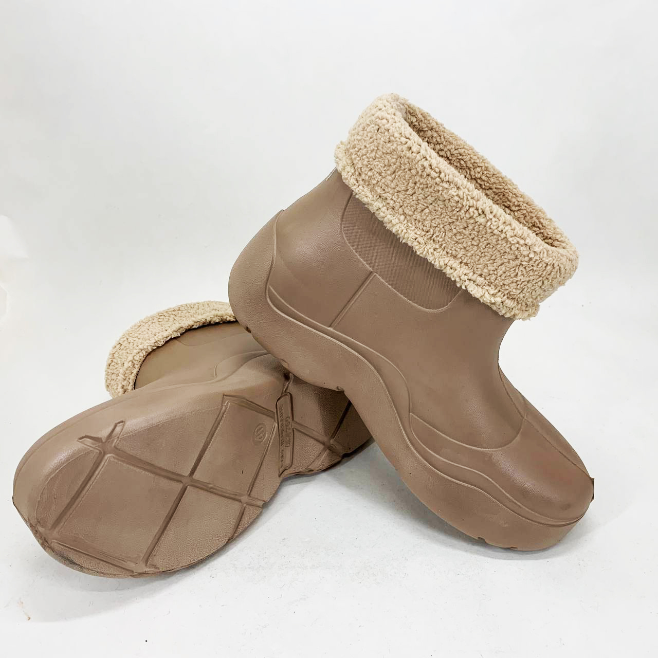 Резиновые ботинки женские 38р 23см коричневые